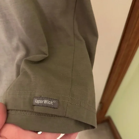 The North Face Men's Olive Short Sleeve Tee - Picture 3 of 5